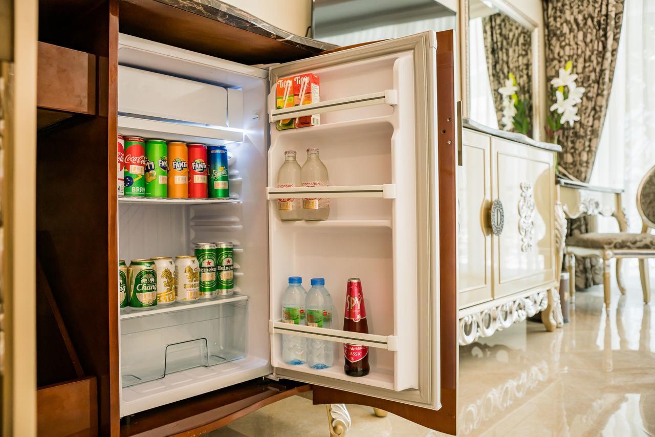 Lk Emerald Beach - Sha Extra Plus Pattaya Εξωτερικό φωτογραφία A refrigerator