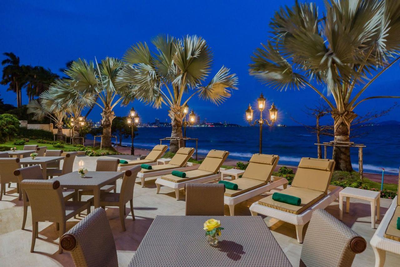Lk Emerald Beach - Sha Extra Plus Pattaya Εξωτερικό φωτογραφία Beachfront at the Westin Resort & Spa, Desaru Coast